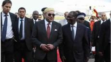 أرشيف :الملك محمد السادس في إحدى الجولات الفريقية