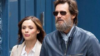 الزوج السابق لحبيبة جيم كاري المتوفاه يقاضيه !